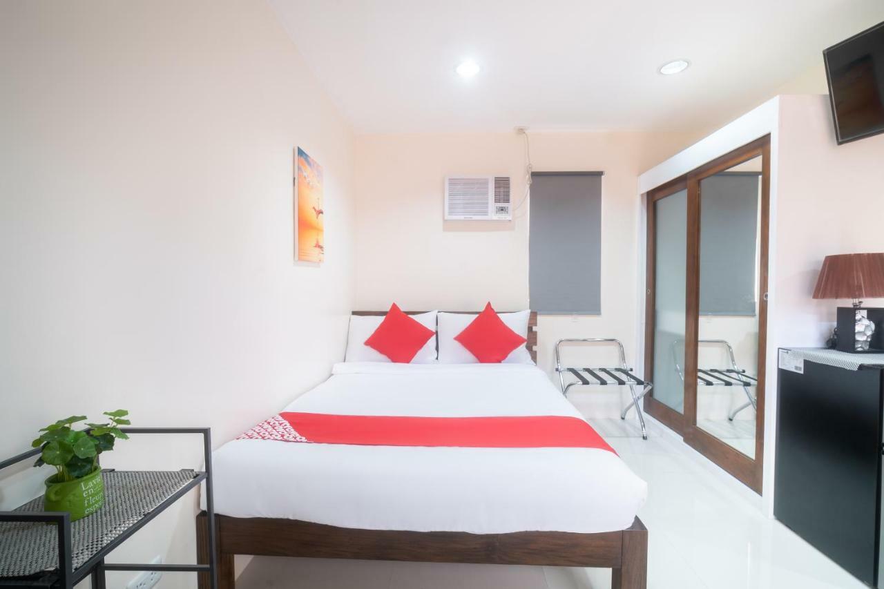 Oyo 199 Solange Apartelle Davao City Extérieur photo