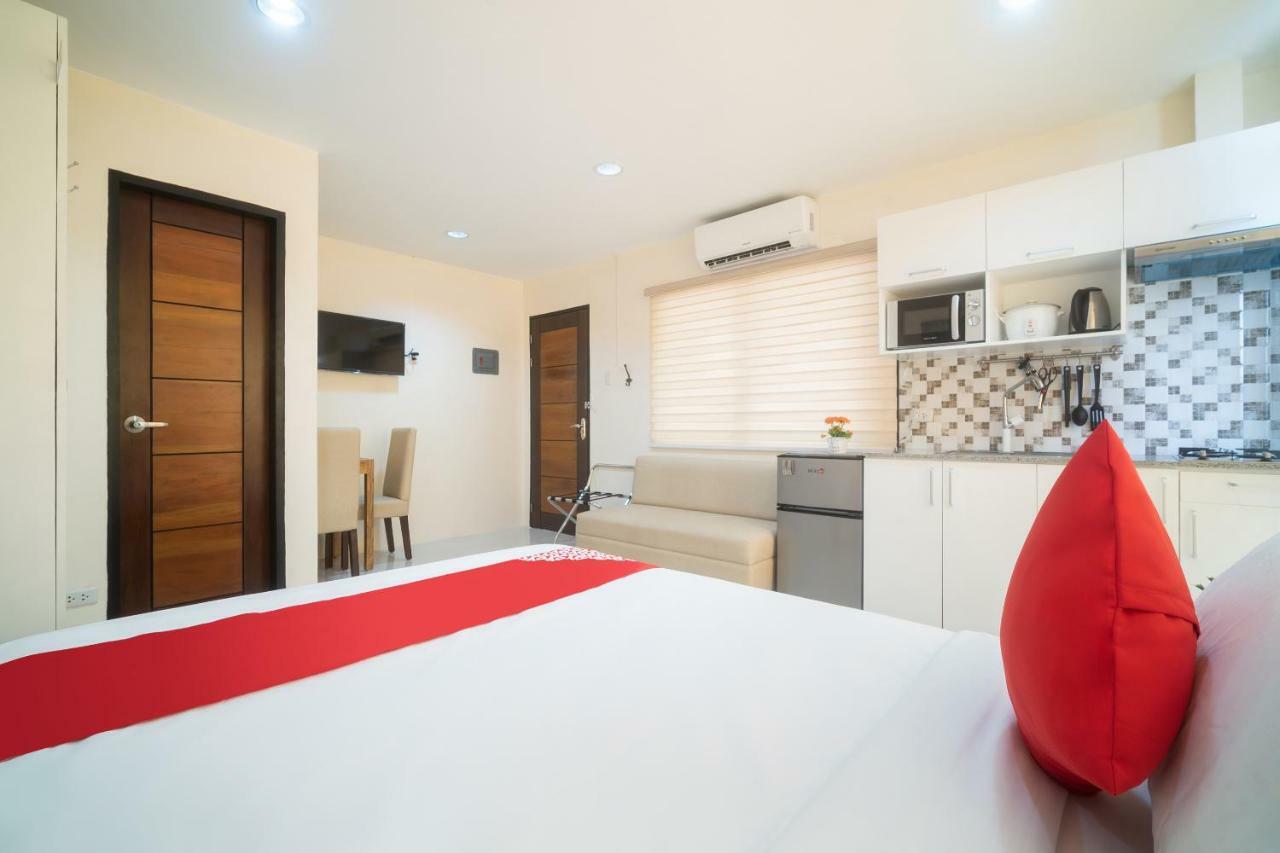 Oyo 199 Solange Apartelle Davao City Extérieur photo