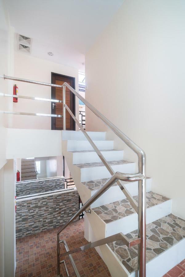 Oyo 199 Solange Apartelle Davao City Extérieur photo