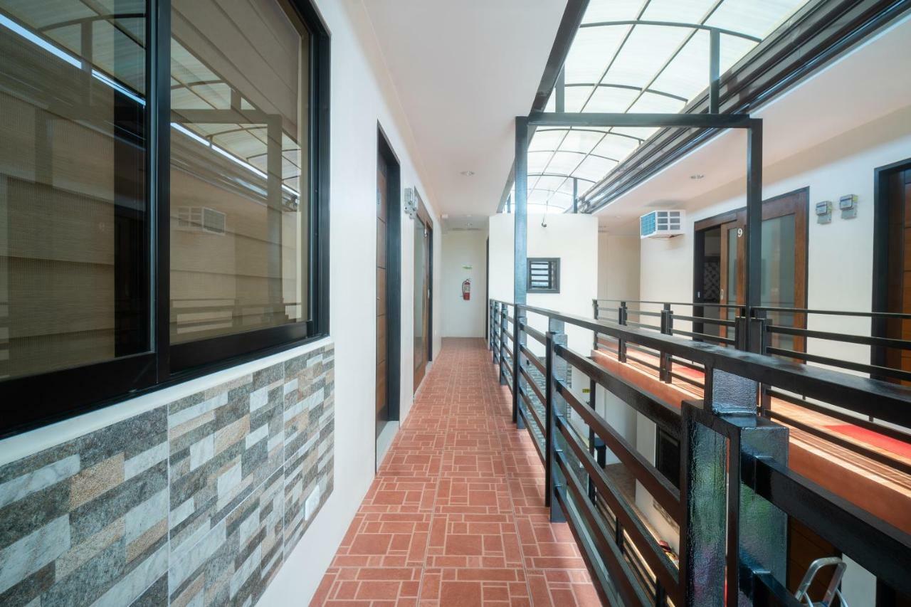 Oyo 199 Solange Apartelle Davao City Extérieur photo
