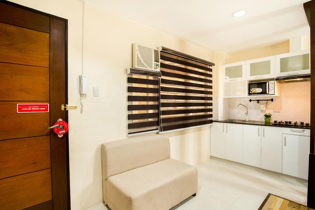 Oyo 199 Solange Apartelle Davao City Extérieur photo