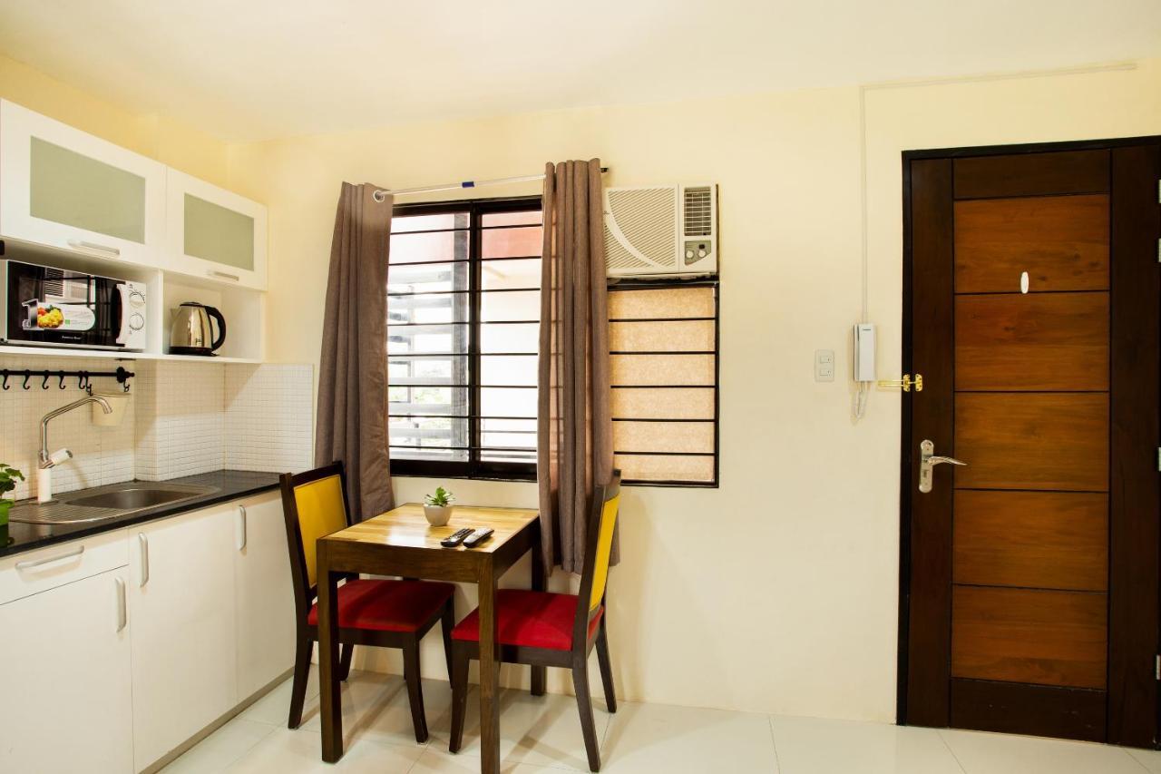 Oyo 199 Solange Apartelle Davao City Extérieur photo
